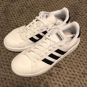Adidas Grand Court Sneaker